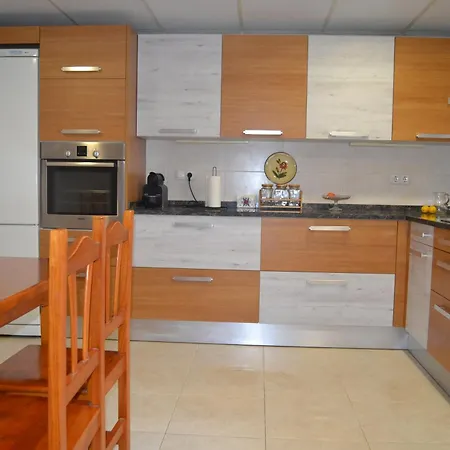 Holiday home Casa Cal Tofol *